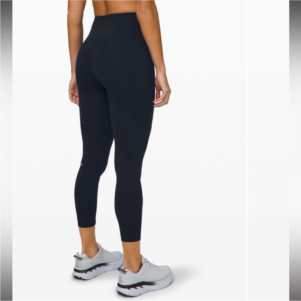 Lululemon To the Beat Tight 24 True Navy Blue Size 6